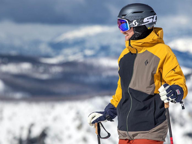 Топ-5 гірськолижних курток для чоловіків та жінок
