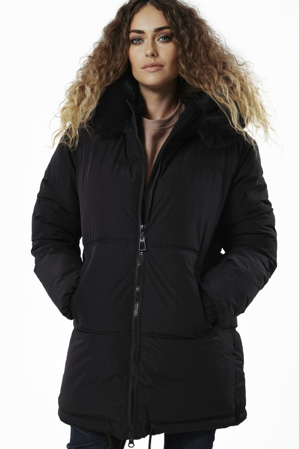 Куртка жіноча Freever UF 20806 чорна - freever.ua